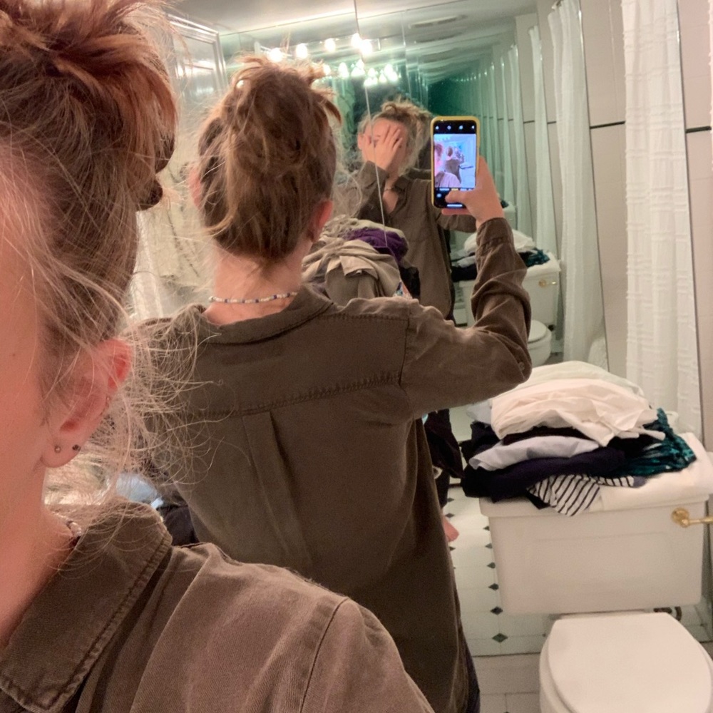 Super Comfy Button Down Pullover. - image 4